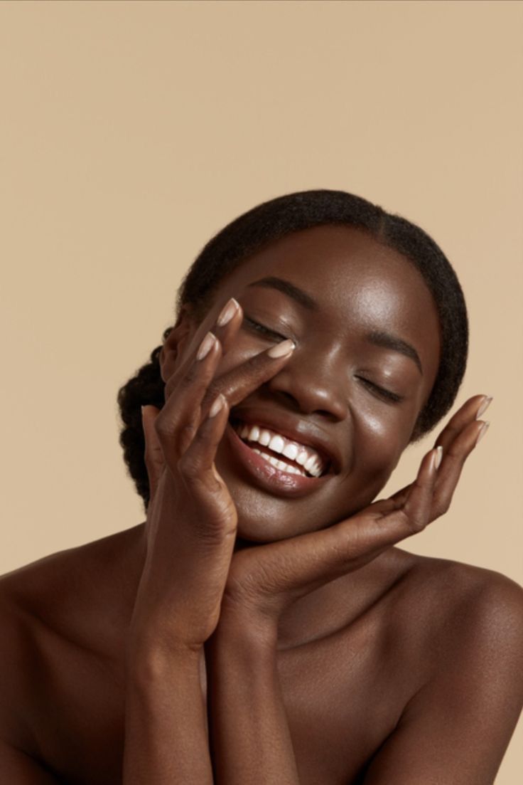 PRÉCOMMANDE Savon Noir Naturel Solide  250g  Etoile Beauty